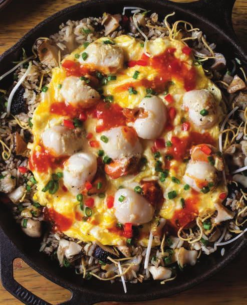 Aeropuerto (Arroz Chaufa con Mariscos y Tortilla)