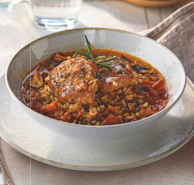 Arroz con solomillo y setas de temporada