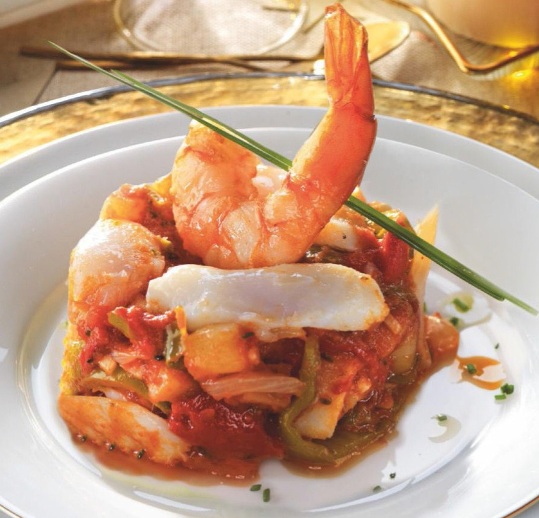 Bacalao al ajoarriero con langostinos