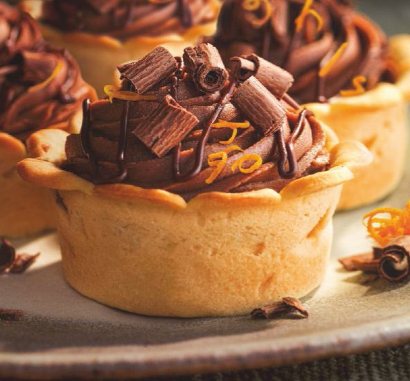 Cestitas de moca y chocolate