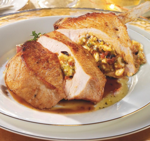 Chuleta de cerdo rellena de verduritas