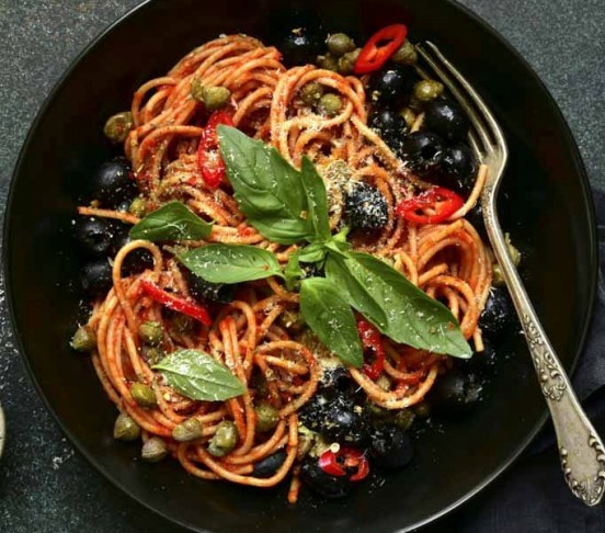 Espagueti a la Putanesca