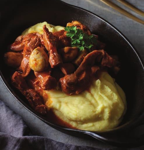 Mollejas de Pollo en su Jugo con Champiñones y Puré de Papa