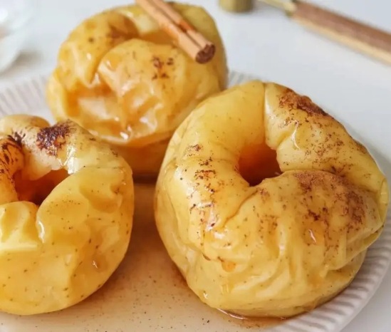 Postre Rápido: Manzanas Asadas con Canela