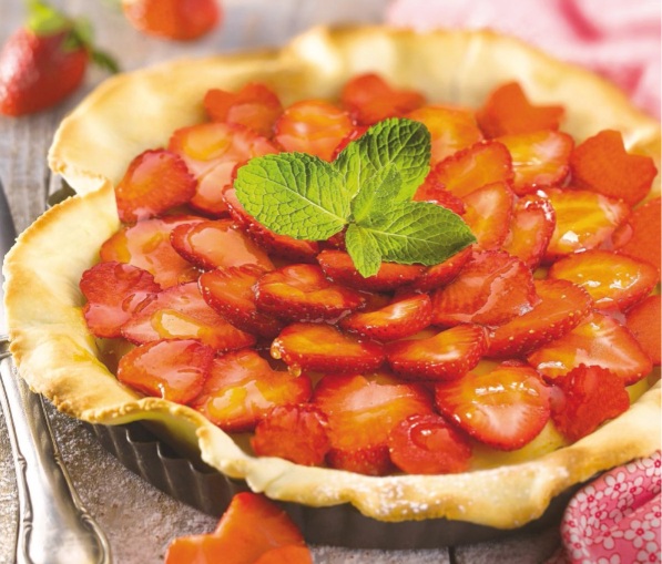 Tartaleta con crema pastelera y fresones